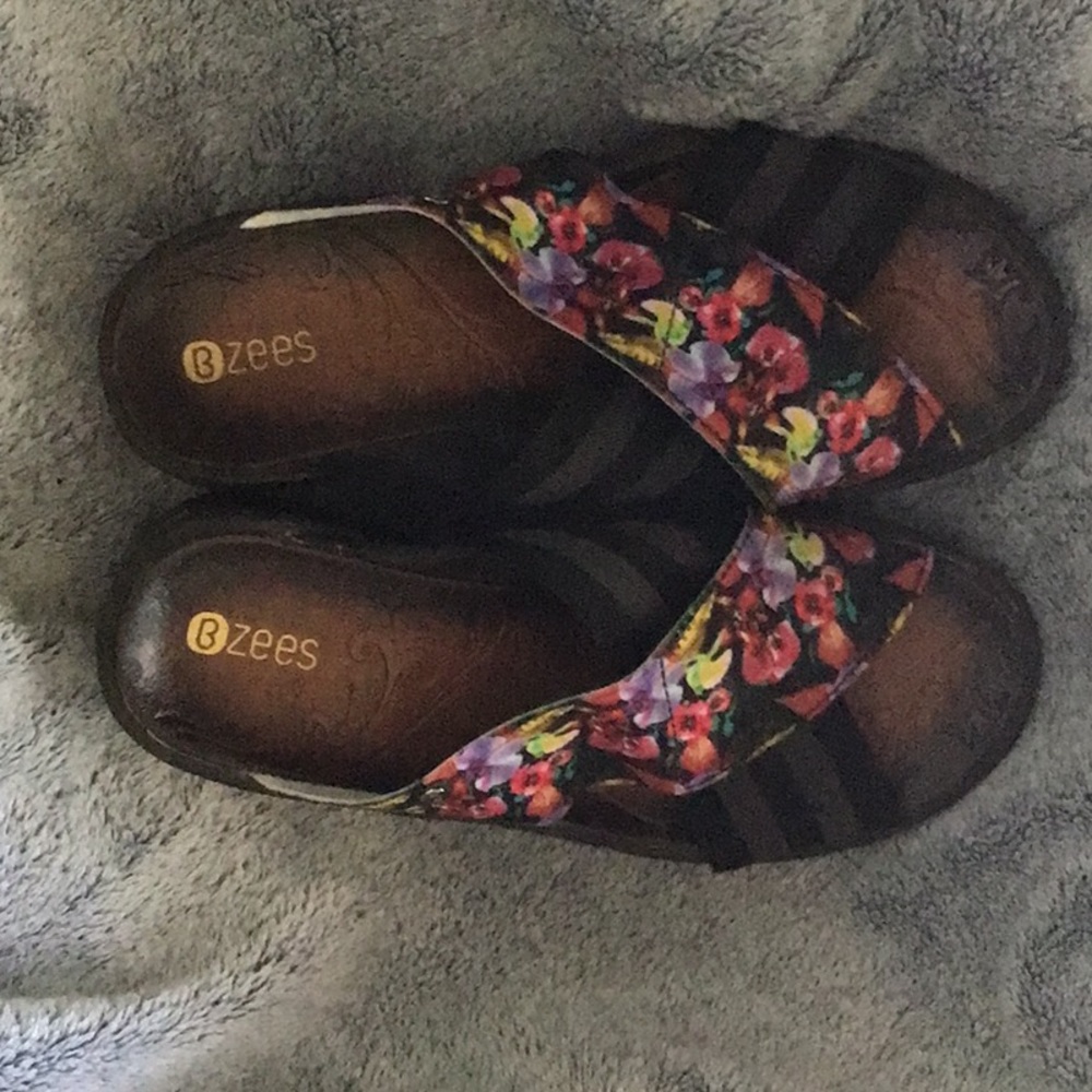 Bzees Platform Sandals.